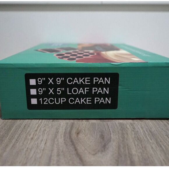 NEW! Servappetit 3 Piece Non-Stick Bakeware Silicon and Metal Set - Picture 2 of 7